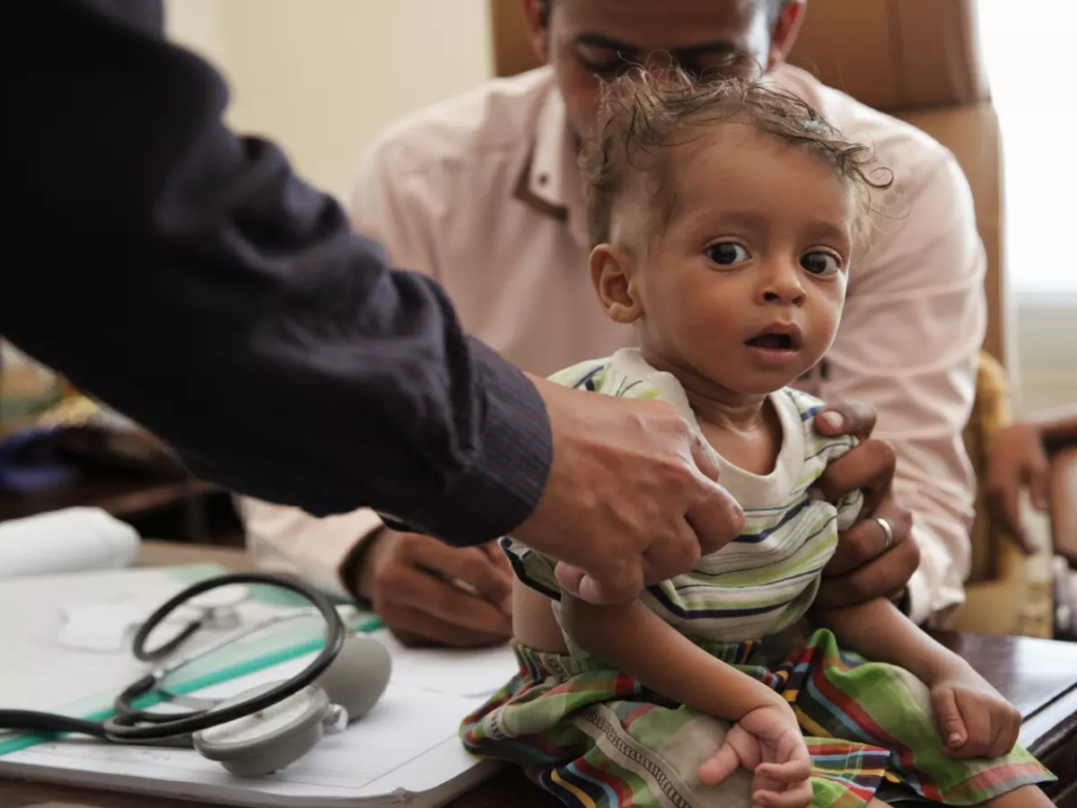 صادم: 2.3 مليون طفل يمني يتحولون لهياكل عظمية... والأمم المتحدة تكشف الأرقام المرعبة!