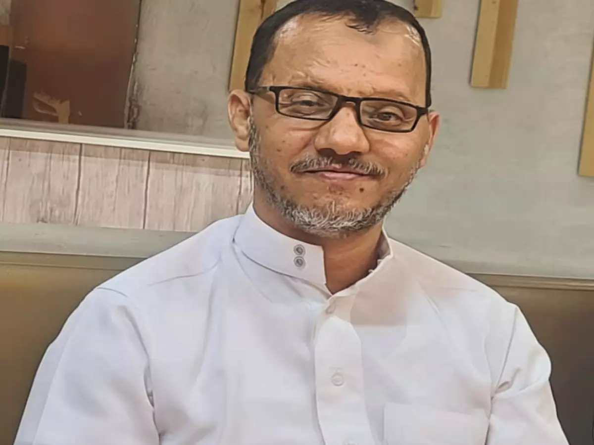 عاجل: مختطف يمني في غيبوبة الموت منذ أسبوعين… يعيش بنصف جمجمة ويحتضر في سجون الحوثي!