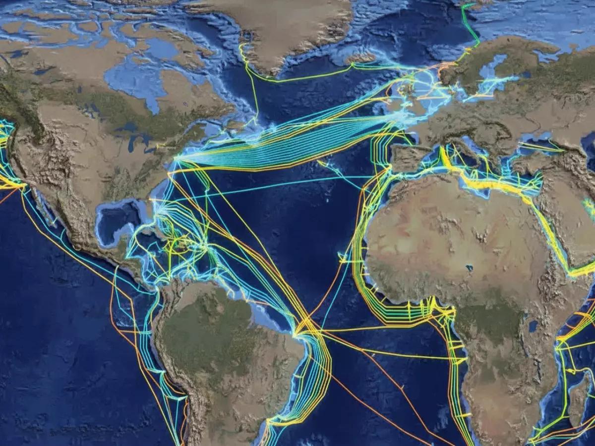 صادم: تهديدات البحر الأحمر تجبر جوجل وميتا على إيقاف مشروع بمليارات الدولارات!