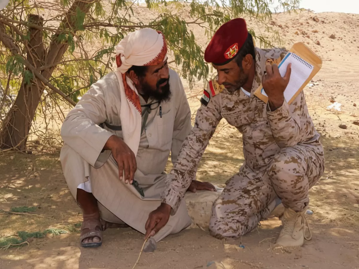 عاجل: معجزة تنقذ الشيخ صالح الروساء من الموت - عبوة ناسفة تنفجر في سيارته بتريم!