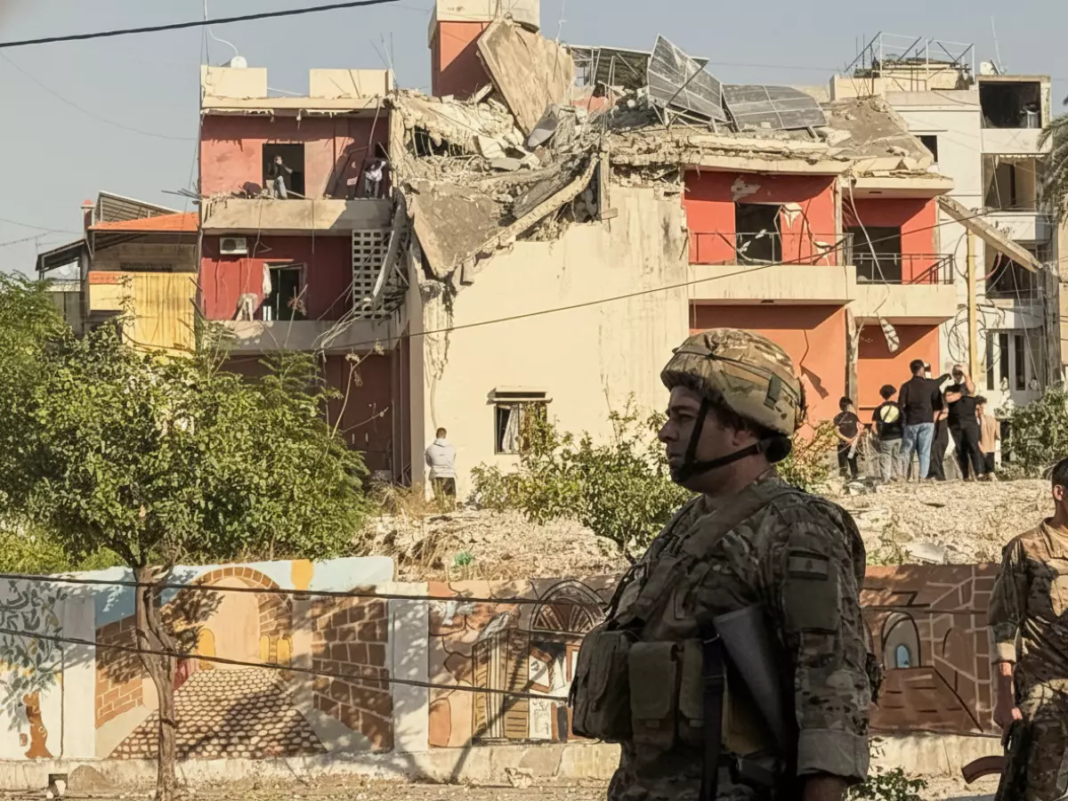 عاجل: رئيس الوزراء اللبناني يفجر مفاجأة مدوية - قرار حاسم حول السلاح سيهز لبنان!