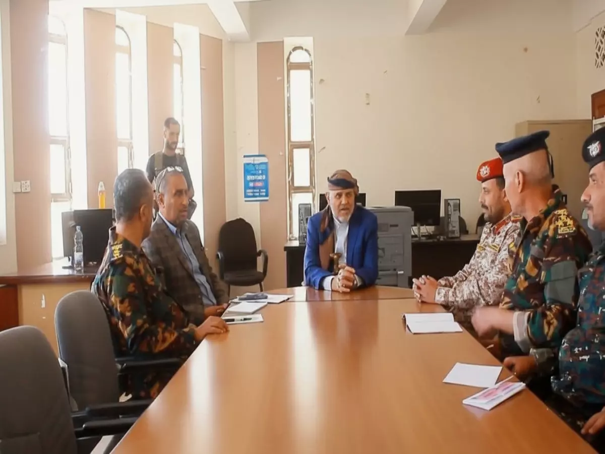 عاجل: محاولة اغتيال دموية لمحافظ تعز... 7 قتلى في كمين مسلح وسط اتهامات للحوثيين!