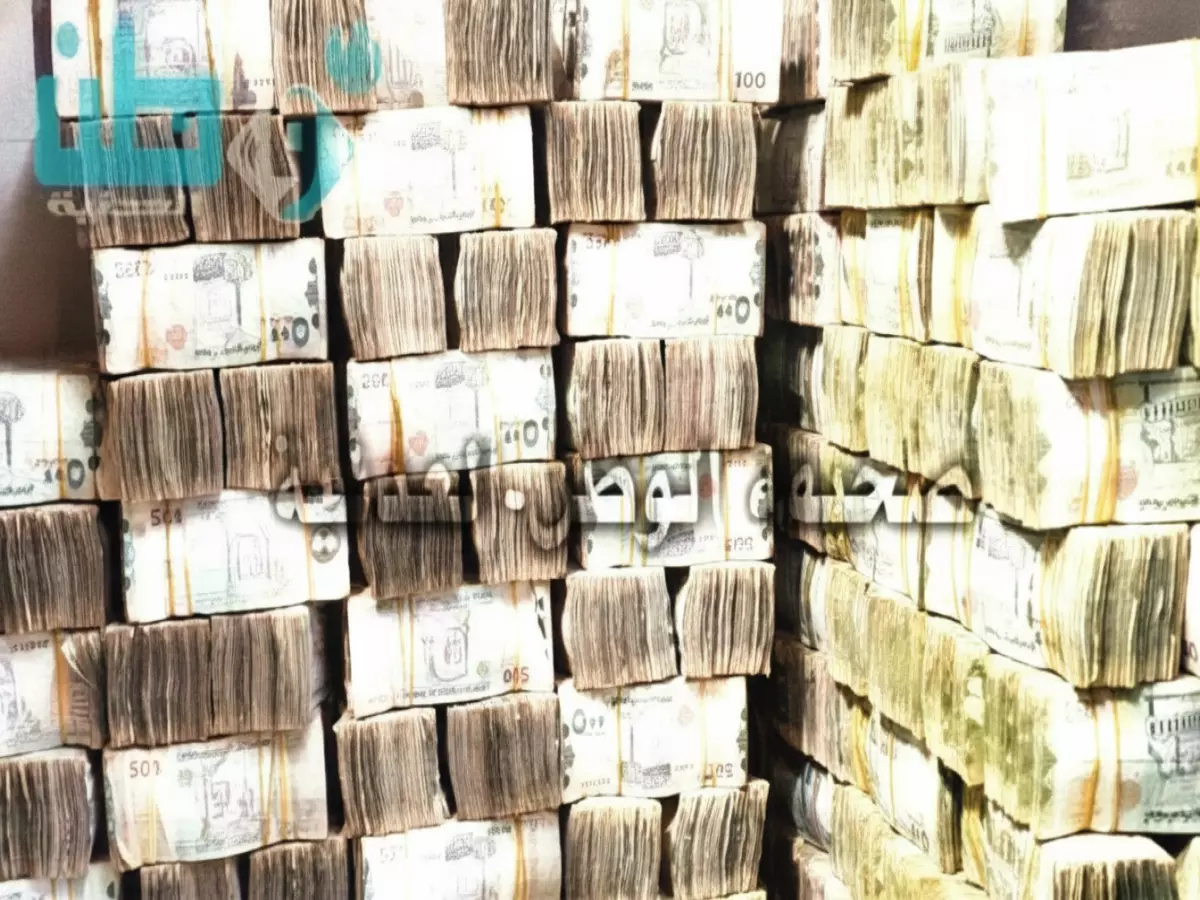 شاهد: أسعار الدولار والريال السعودي اليوم في عدن... تغييرات تهم كل أسرة يمنية