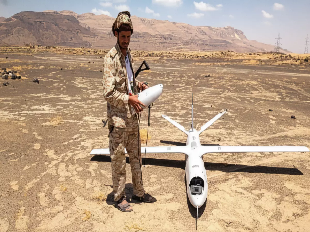 عاجل: الجيش اليمني يحطم مسيرة حوثية ويستخدم سلاحاً جديداً لأول مرة منذ 10 سنوات!