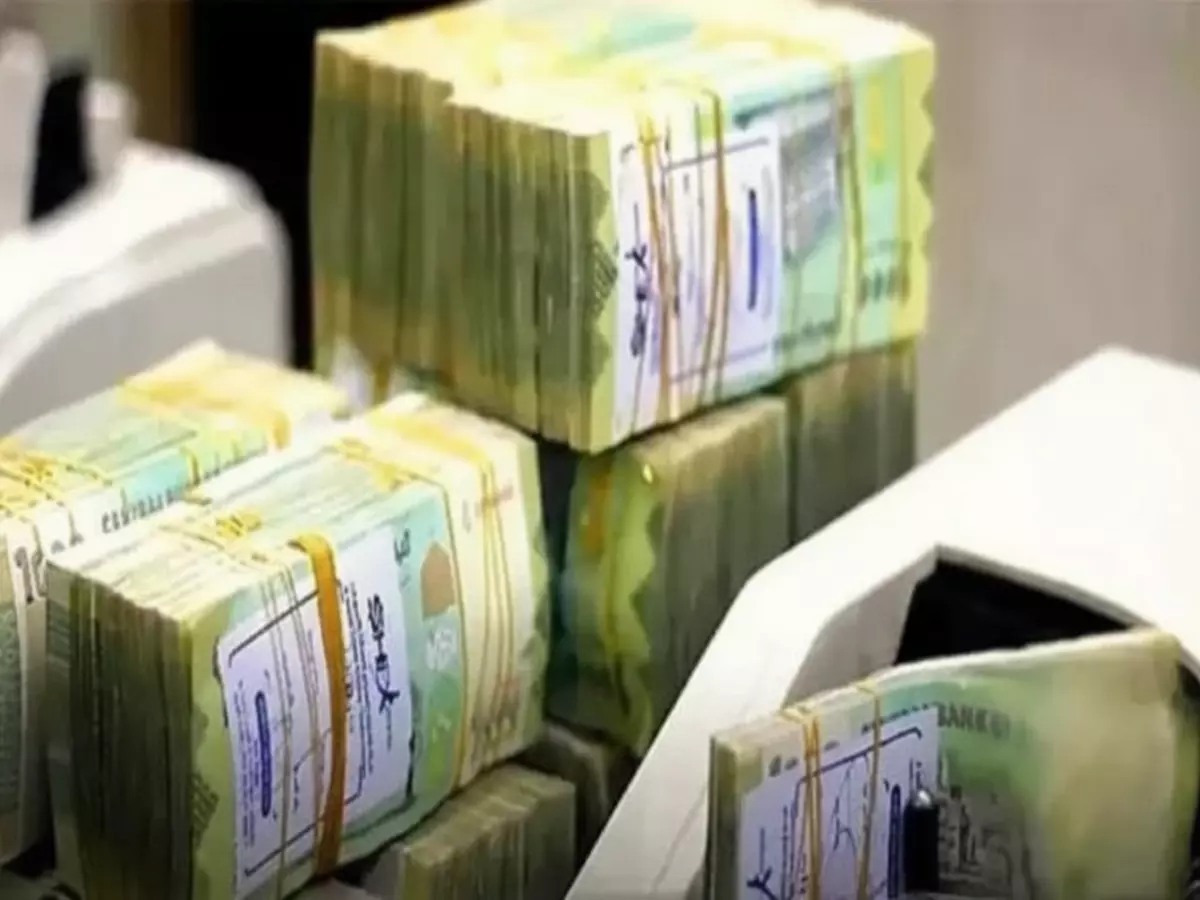 صادم: الدولار بـ1633 في عدن و540 في صنعاء - فارق جنوني يضرب الريال اليمني!