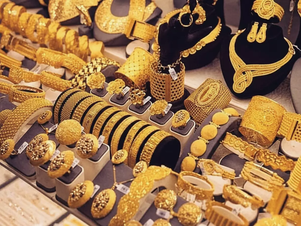 لن تصدق: جرام الذهب في عدن بـ185 ألف وفي صنعاء بـ62 ألف فقط… ما الحقيقة؟