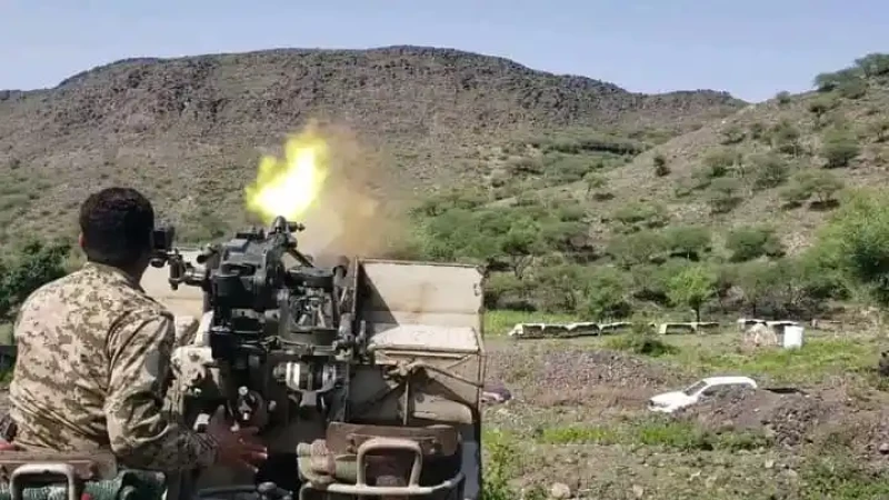 قوات الجيش تحبط محاولتي تسلل لمليشيا الحوثي الإرهابية شرقي مدينة تعز