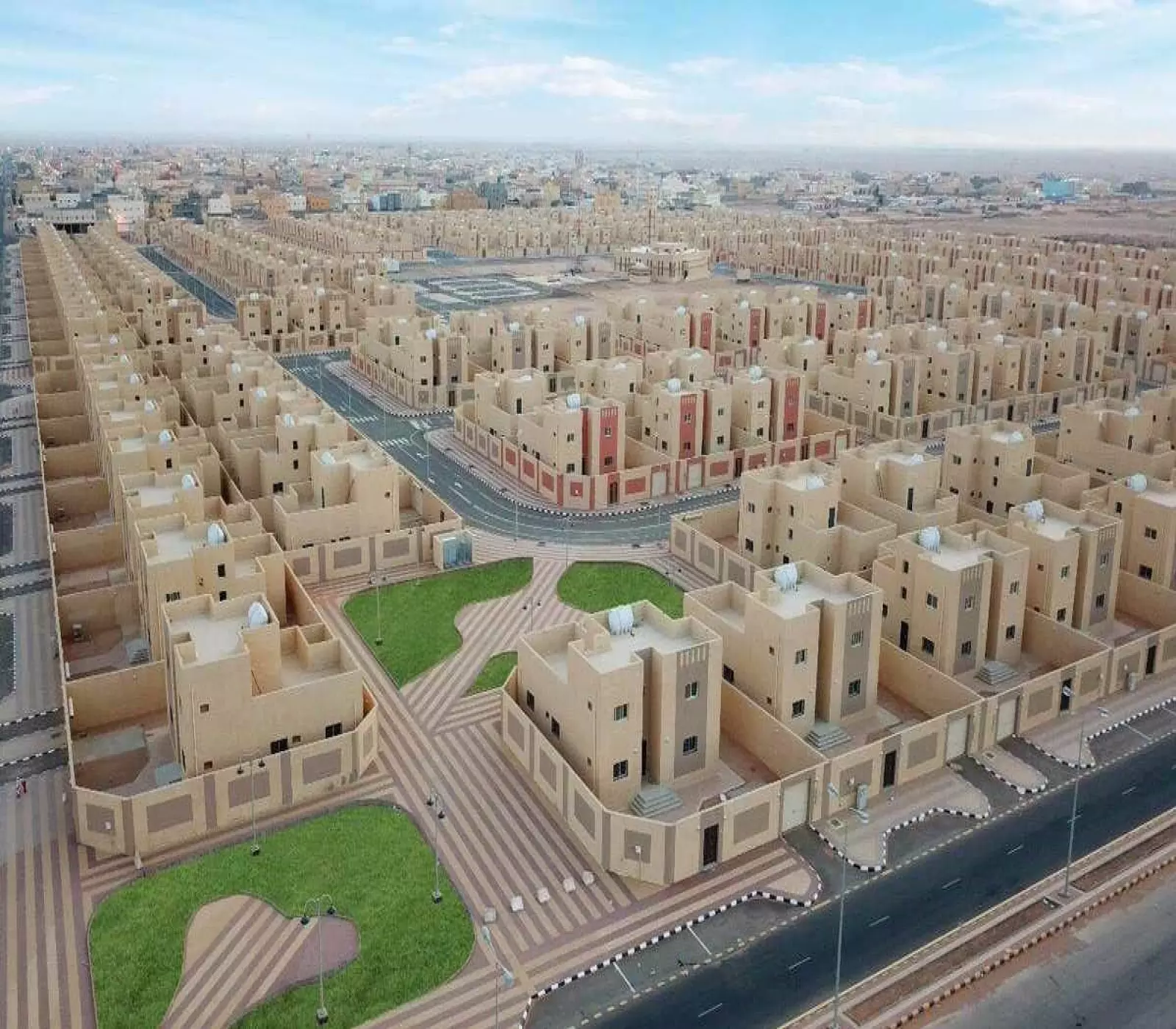 طوفان الخير قادم! السعودية تغرق مواطنيها بالدعم السكني في أبريل 2025! ..تفاصيل!