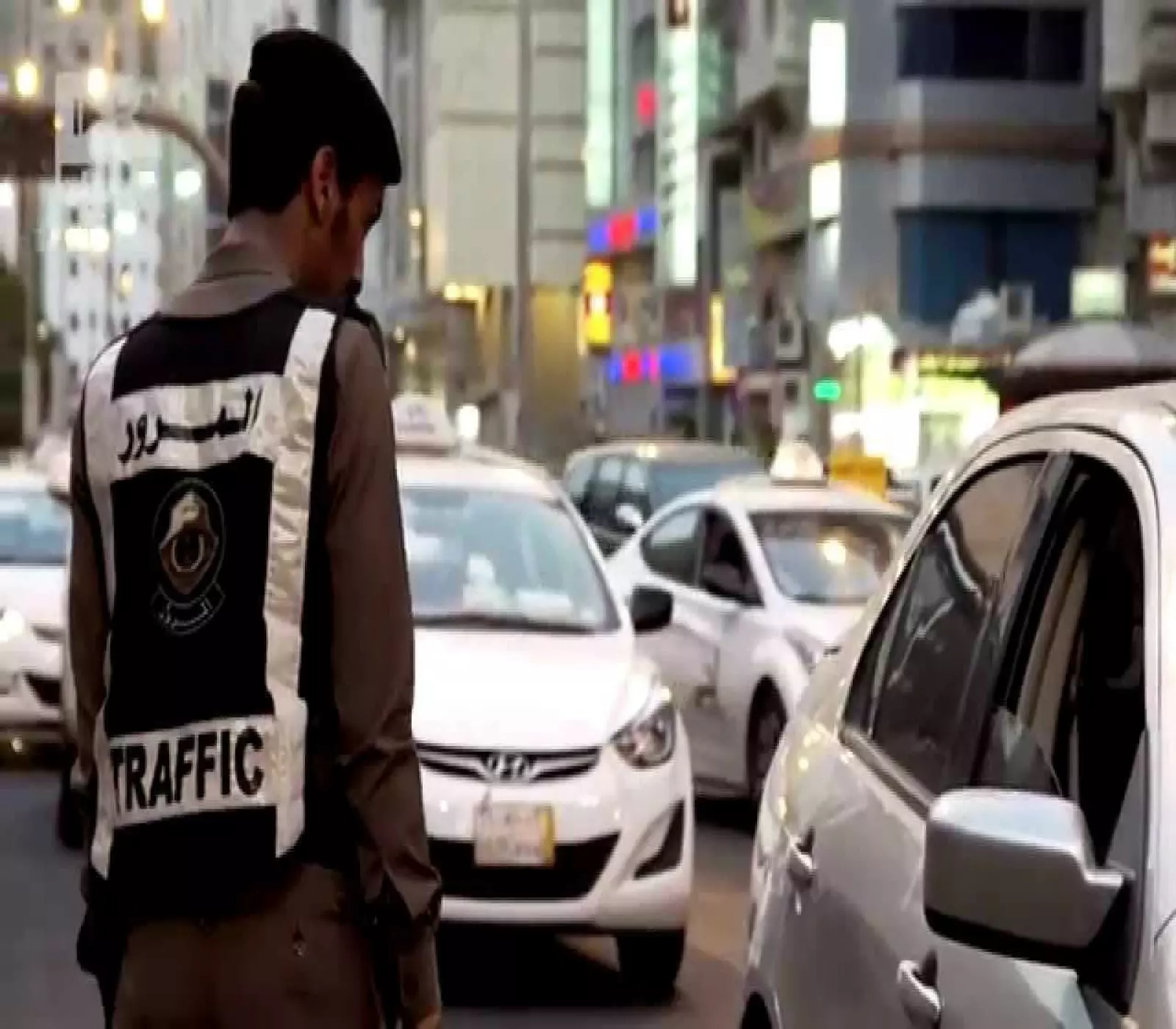 رخصتك منتهية؟ استعد لخصم فلكي من حسابك البنكي.. والمرور يحذر بشدة!