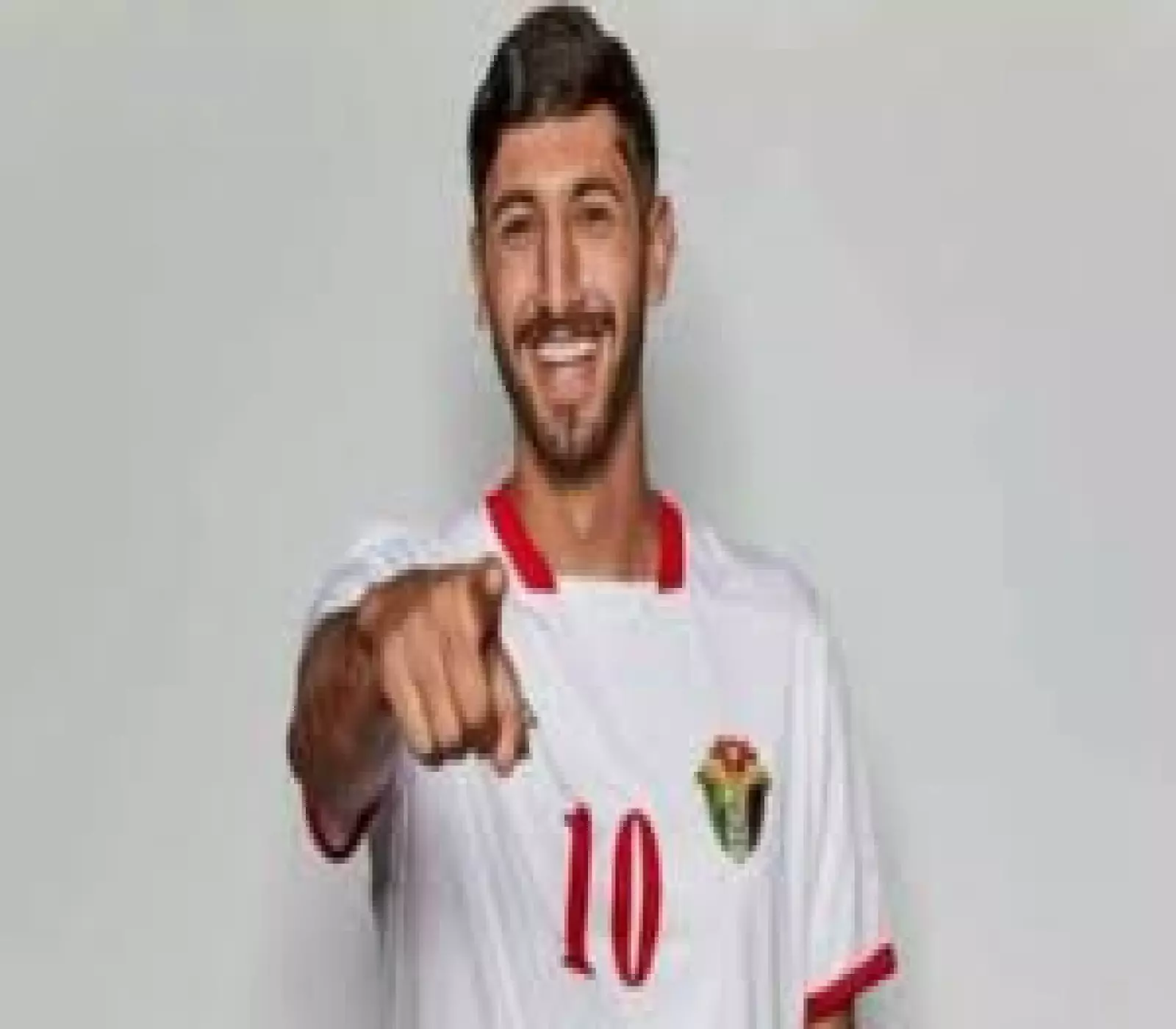 الأهلي يكشف عن مستقبل يزن النعيمات في الفريق