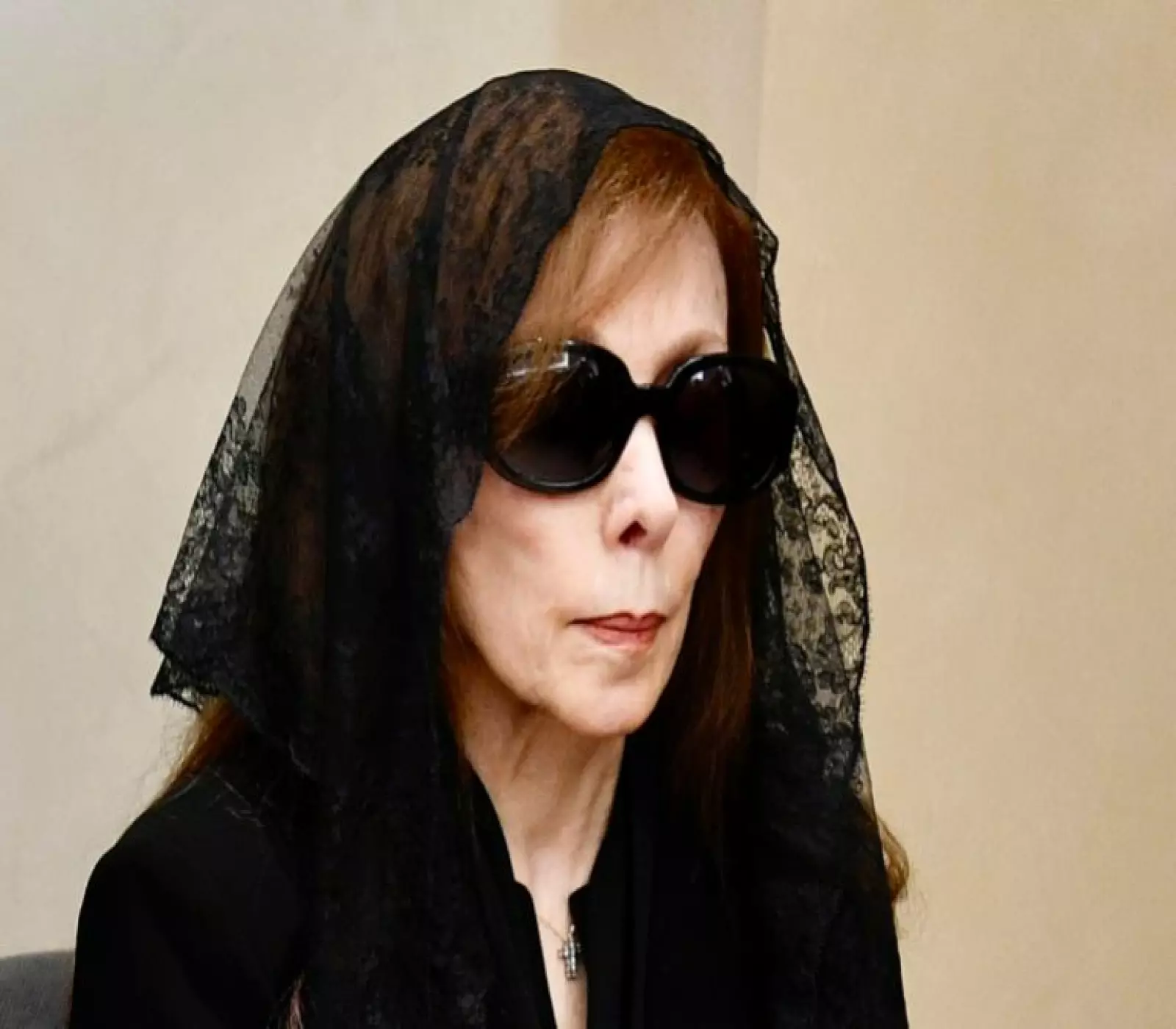 epa12268099 Lebanese singer Nouhad Wadie Haddad, known as Fairuz, mother of late Lebanese composer and musician Ziad Rahbani attends his funeral at a church in Bikfaya town in the Matn District region of Mount Lebanon, Lebanon, 28 July 2025. EPA/ABBAS SALMAN