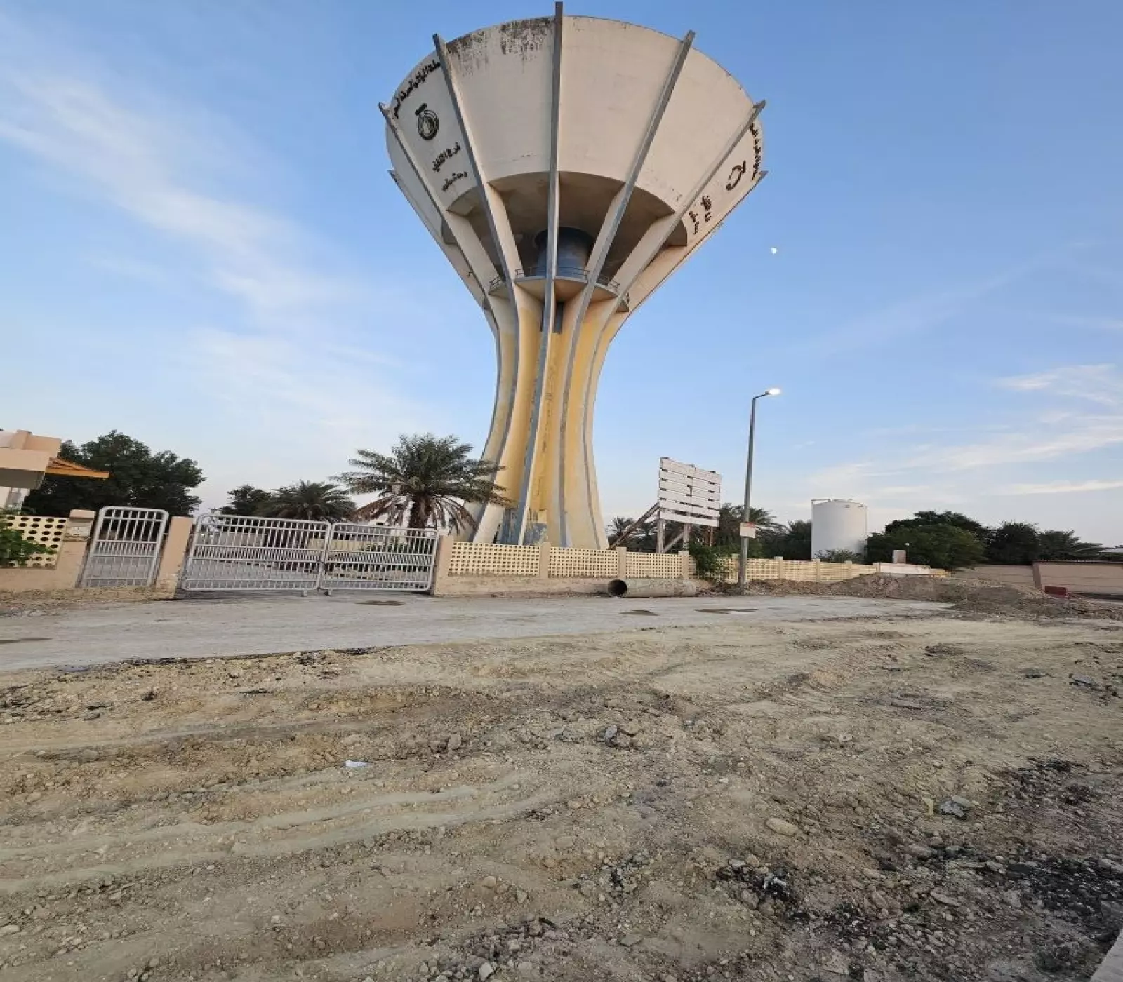 المياه الوطنية تُنهي ربط 10 منافذ جديدة وتضخ المحلاة لـ 3 بلدات بالقطيف