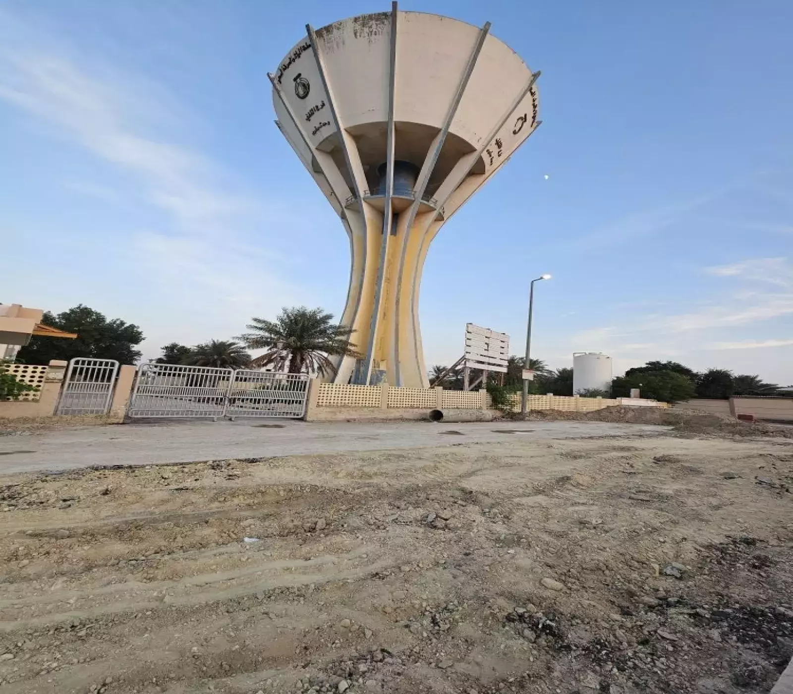 المياه الوطنية تُنهي ربط 10 منافذ جديدة وتضخ المحلاة لـ 3 بلدات بالقطيف