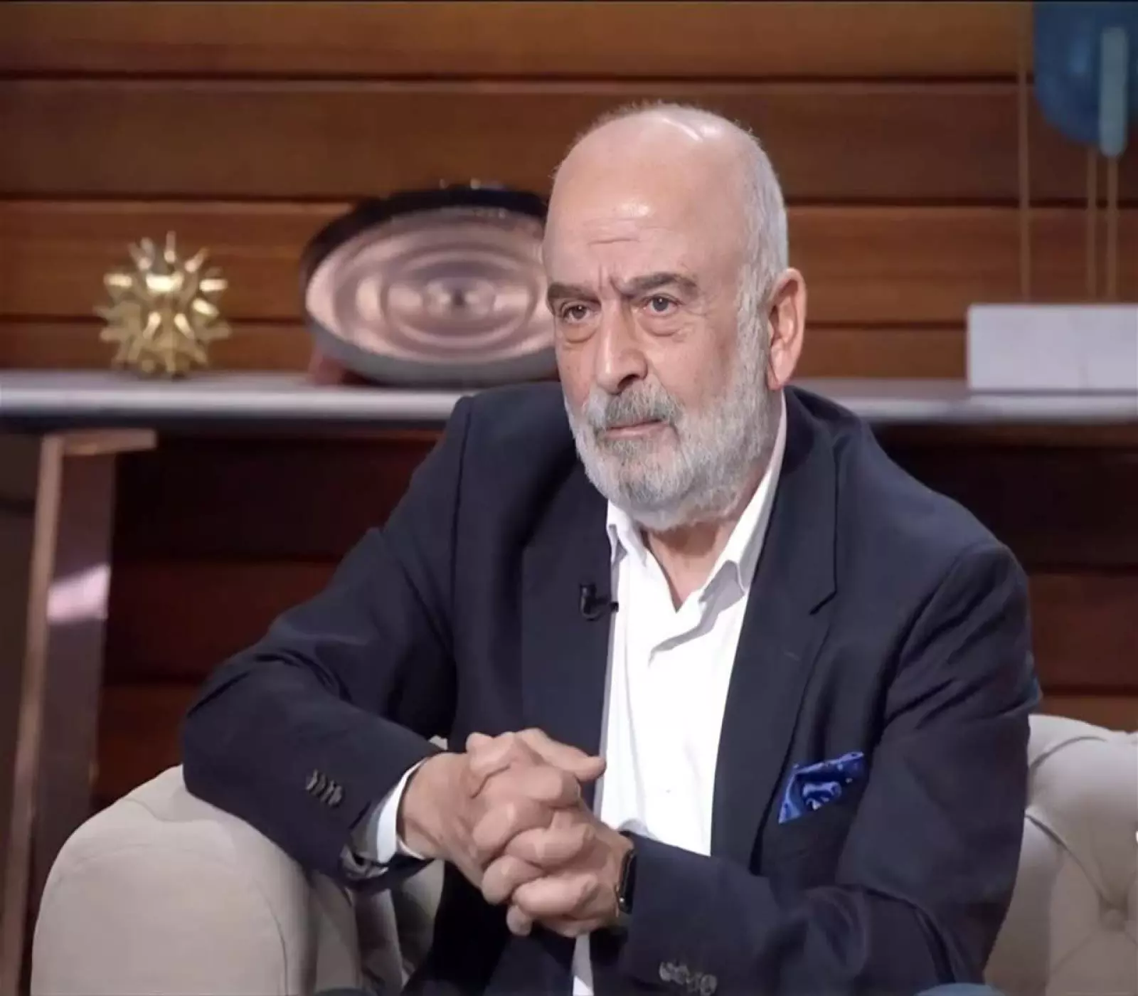 أشرف زكي: سلوم حداد اعتذر بعد تصريحاته.. ولن نصعد الموقف