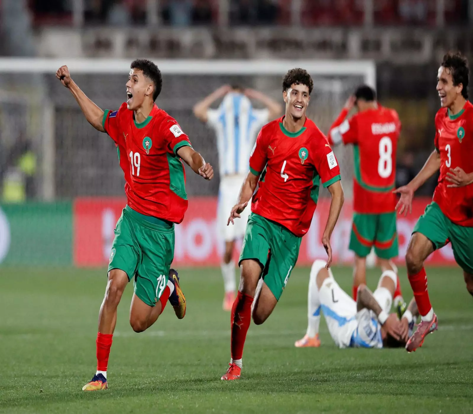 منتخب المغرب حصد ثمرة أكاديمية الملك محمد السادس الرياضية (رويترز)
