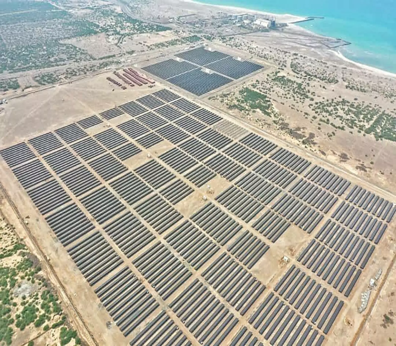 مخيم العيون الطبي المجاني