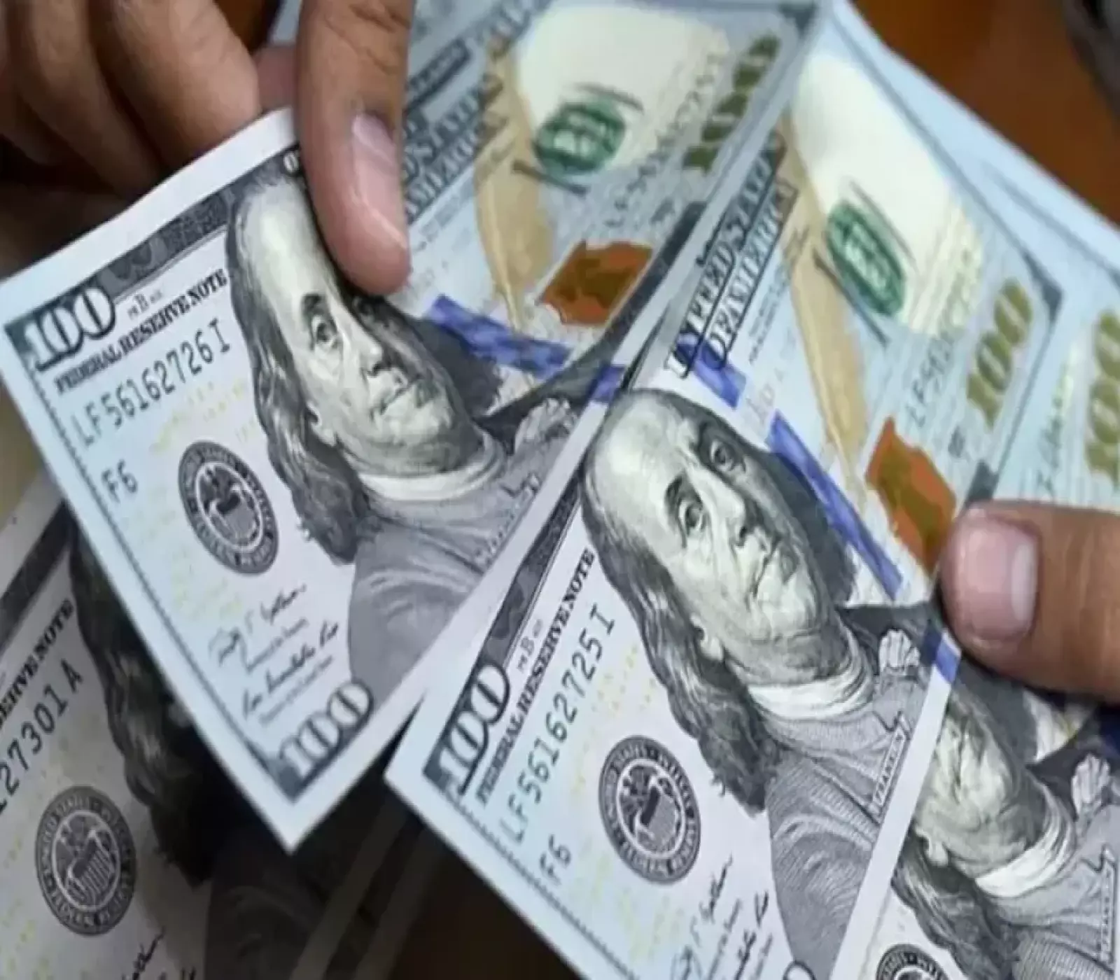 تحديث جديد لأسعار الصرف.. انهيار كارثي متسارع للريال اليمني أمام العملات الأجنبية!
