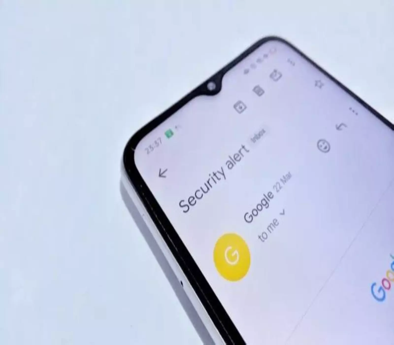 تحذير عاجل من جوجل: هكذا يستغل المخترقون رسائل Gmail الأمنية الحقيقية لسرقة بياناتك