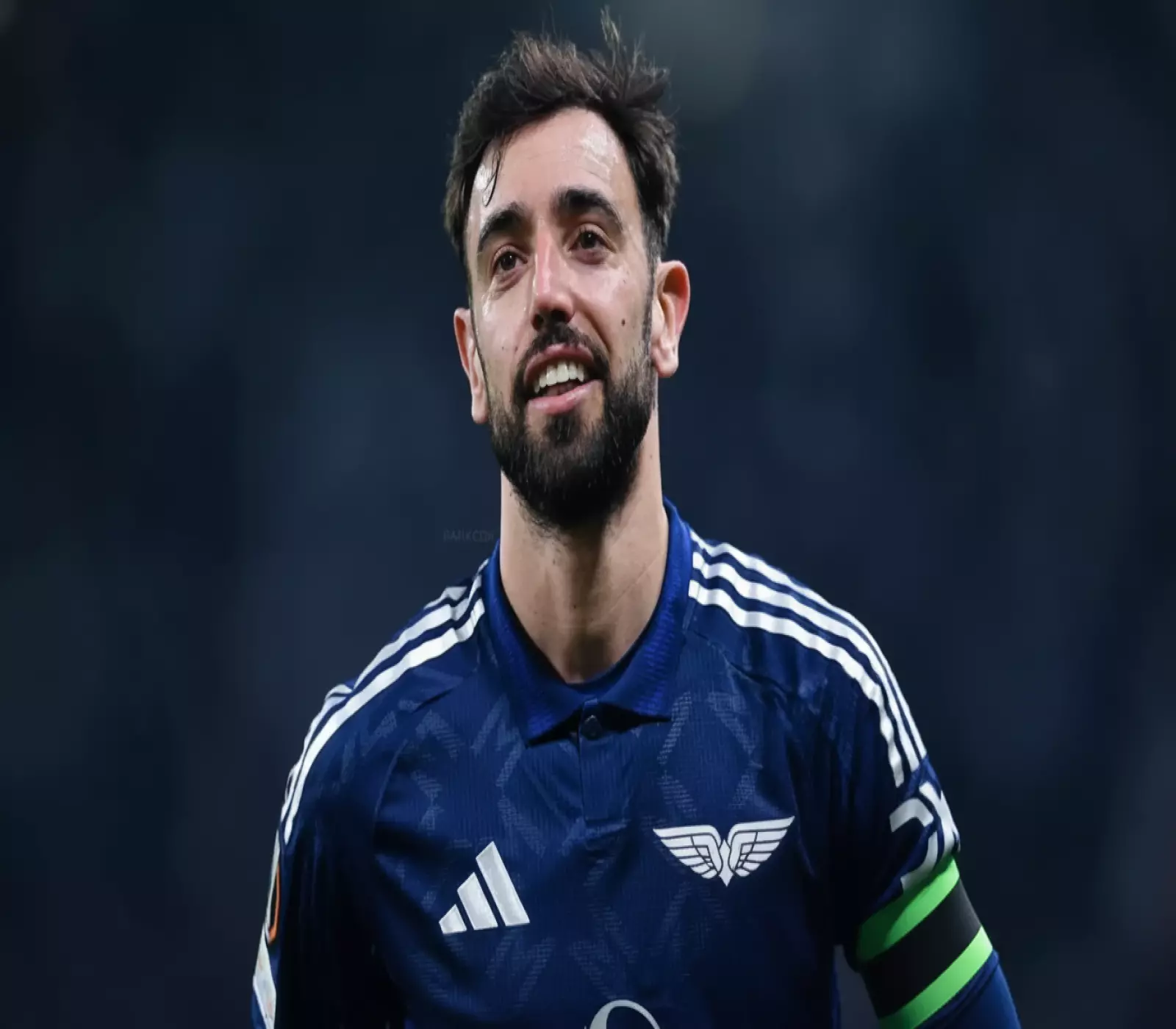 عاجل: مانشستر يونايتد يصدم الجميع - برونو فيرنانديز بـ40 مليون فقط والهلال والنصر يتأهبان!