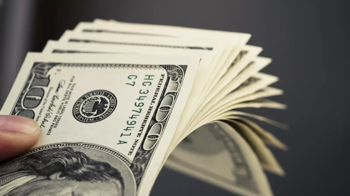 عاجل: أسعار الدولار تستقر عند 47.65 جنيه اليوم الإثنين - والذهب يسجل أرقاماً قياسية!