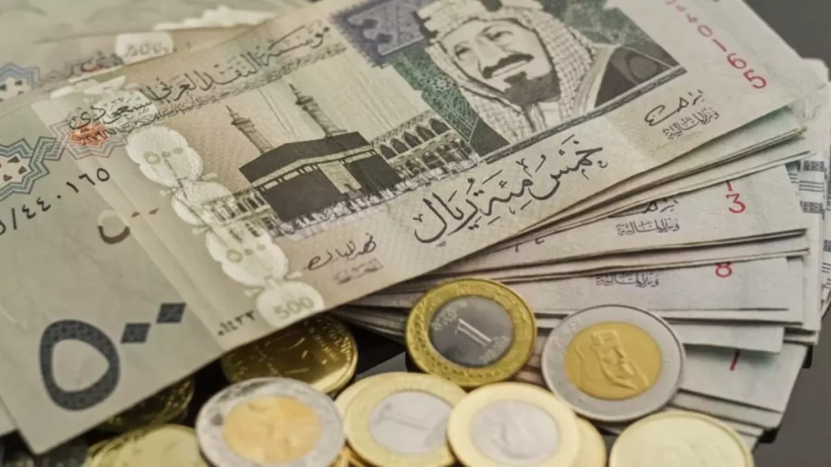 حصري: الريال السعودي يحقق استقراراً مفاجئاً عند 12.68 جنيه - هل الوقت مناسب للتحويل؟