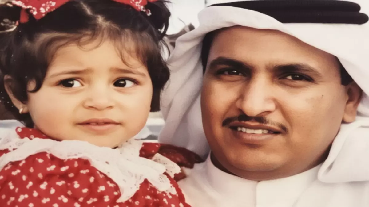 صادم: رحيل والد شجون الهاجري يفجع الكويت... نجوم الفن ينهارون بالدموع والتعازي تغمر المواقع!