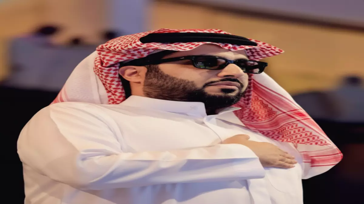 عاجل: تركي آل الشيخ يفجر مفاجأة صادمة عن حمزة نمرة... السر الذي خفاه الفنان 40 عاماً!