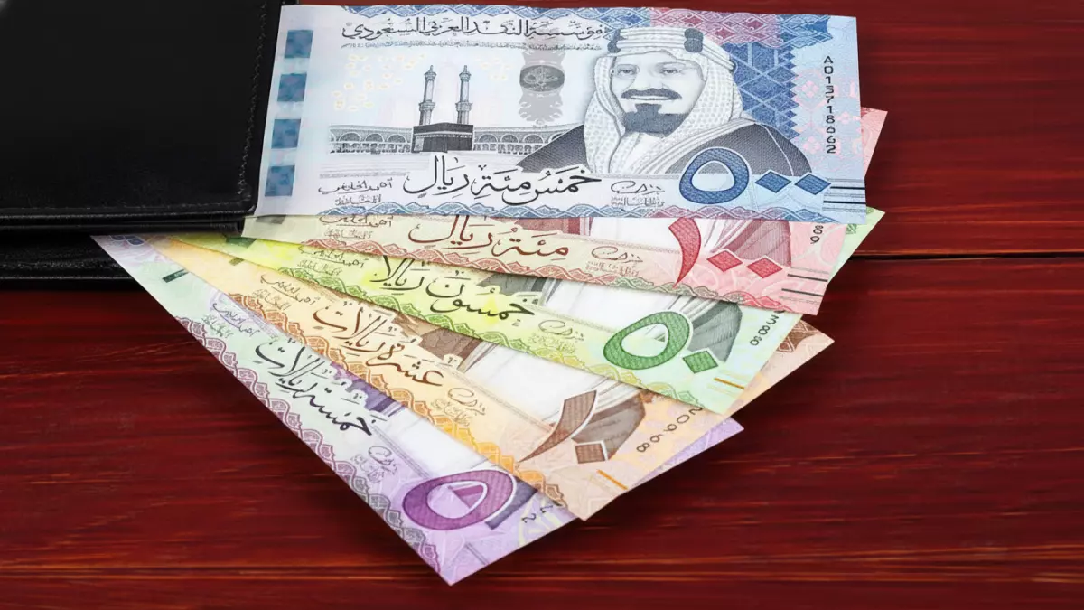 صدمة مالية: 100 ريال سعودي = 1,271 جنيه مصري... هل تعرف السبب الخطير؟