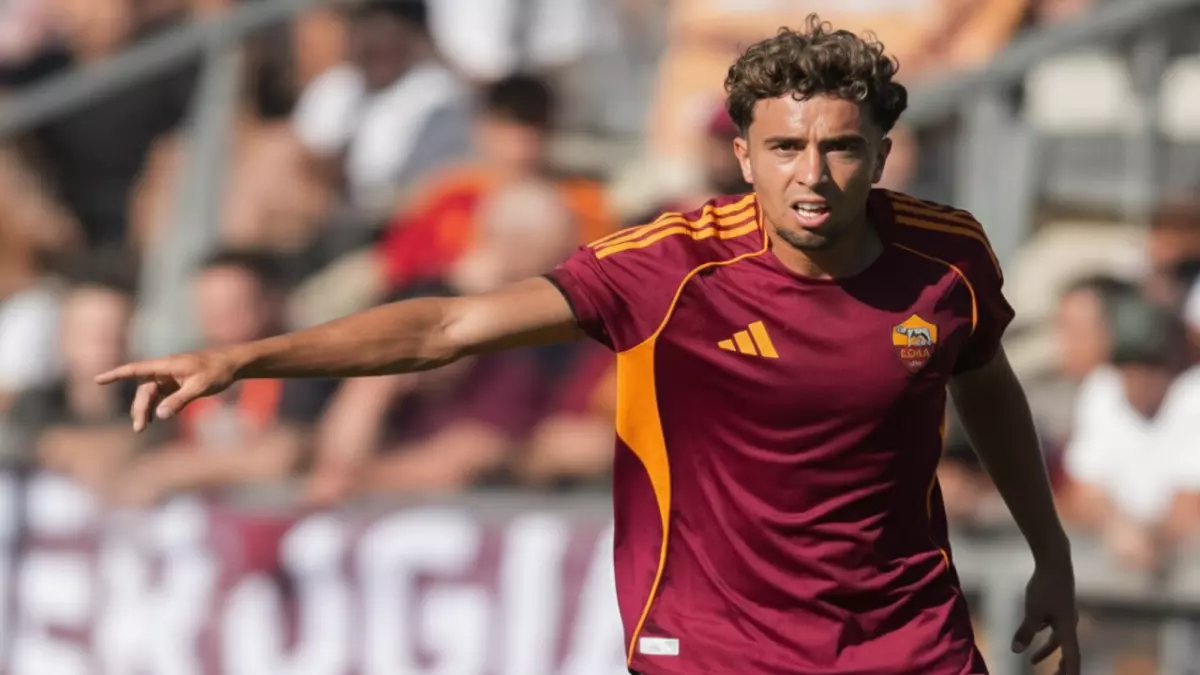 عاجل: نايل العيناوي يقود روما لمعركة حاسمة ضد كالياري... هل ينقذ موقع الذئاب في التصنيف؟