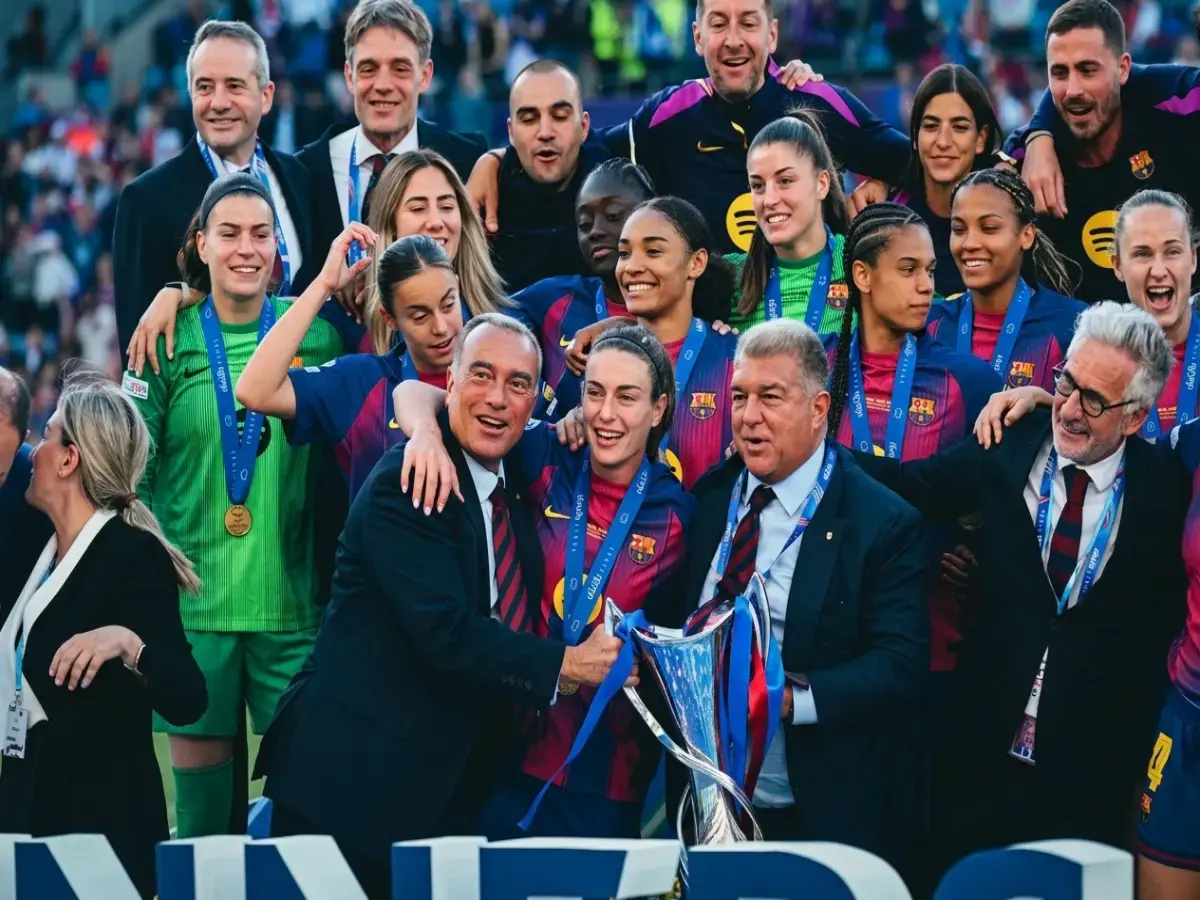 🏆📈 عاجل: برشلونة النسائي يسحق حامل الأرقام القياسية برباعية صادمة ويحصل على 4 ألقاب… ما هي الأرقام التي أذهلت الجميع؟