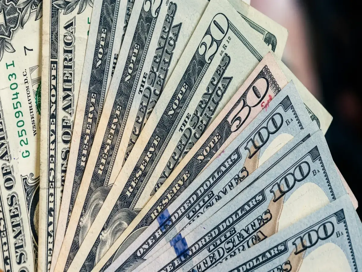 عاجل: أسعار الدولار تنهار في البنوك اليوم… هذه الفرصة قد تنتهي خلال ساعات!
