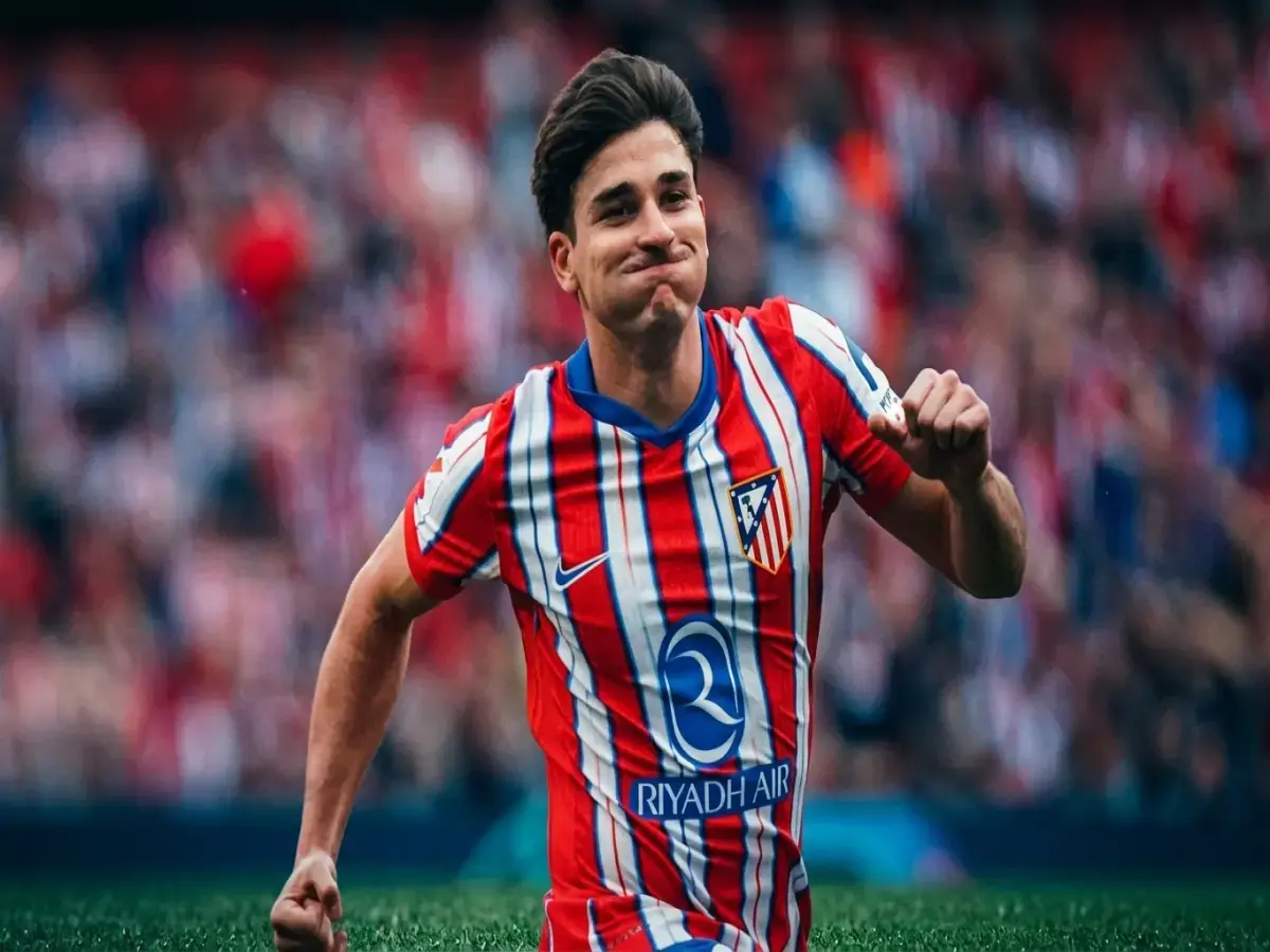 عاجل: ألفاريز يفجر مفاجأة مدوية في أتلتيكو مدريد… برغبة رسمية في الرحيل وبرشلونة يترقب العرض!