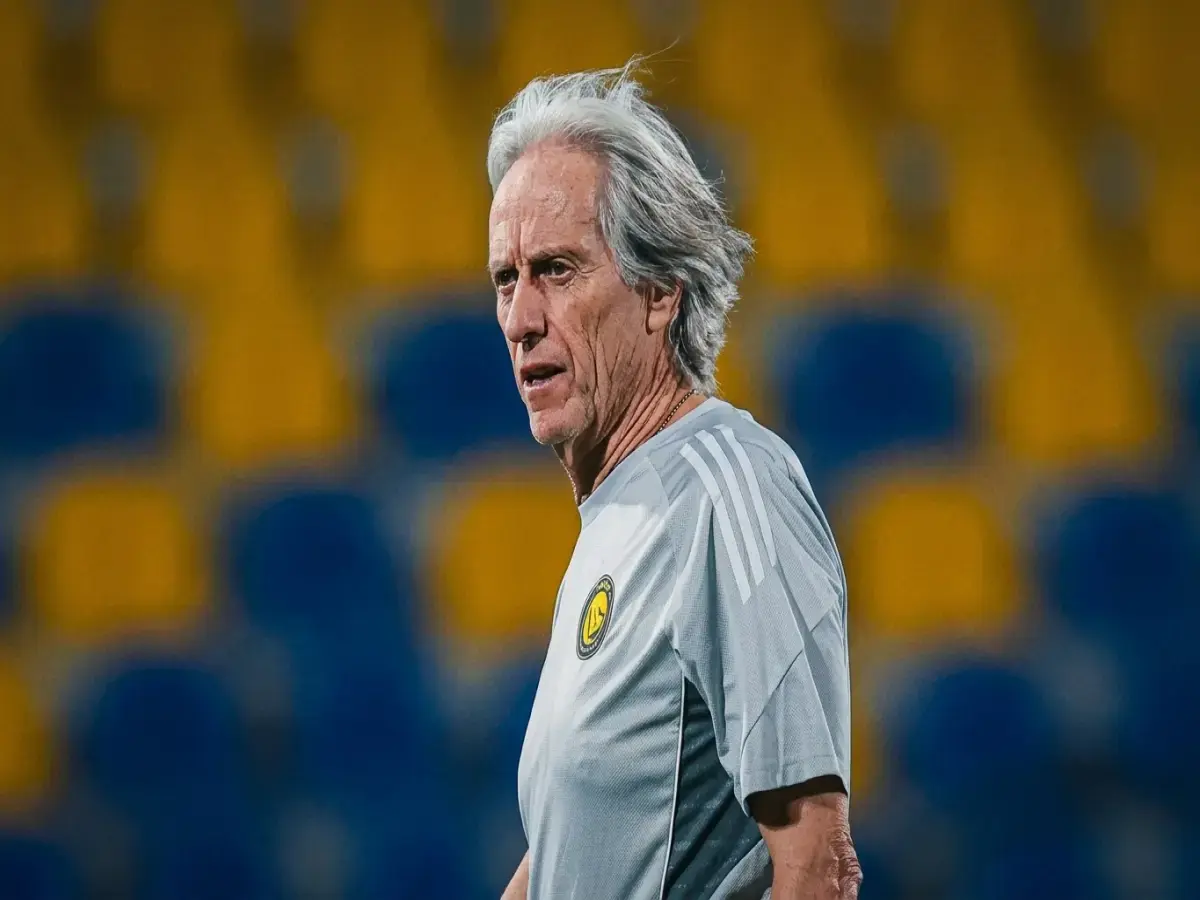 عاجل: عرض أسطوري يتقدم على النصر لجيسوس… حسم القرار خلال 48 ساعة!