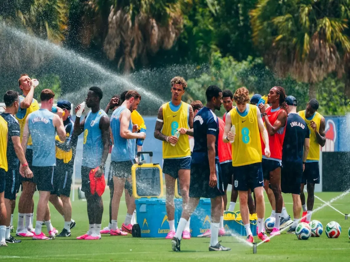 عاجل: قرار خبير النوم يهدد إنجازات إنجلترا في كأس العالم… الحبوب المنومة قد تحول الحلم إلى كارثة!