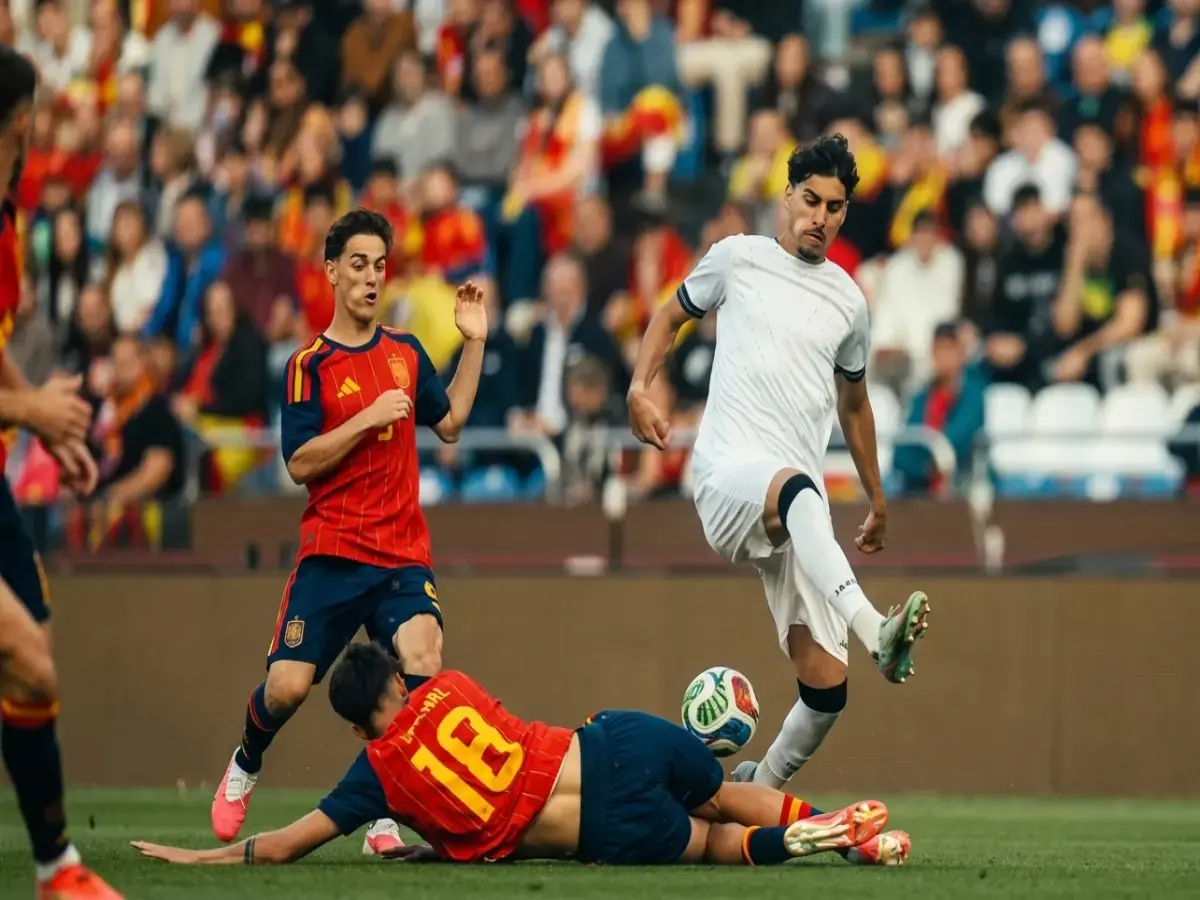 عاجل: شاهد كيف فرض العراقيون التعادل على إسبانيا في عقر دارها - 44 لاعب شاركوا في مباراة غير عادية!