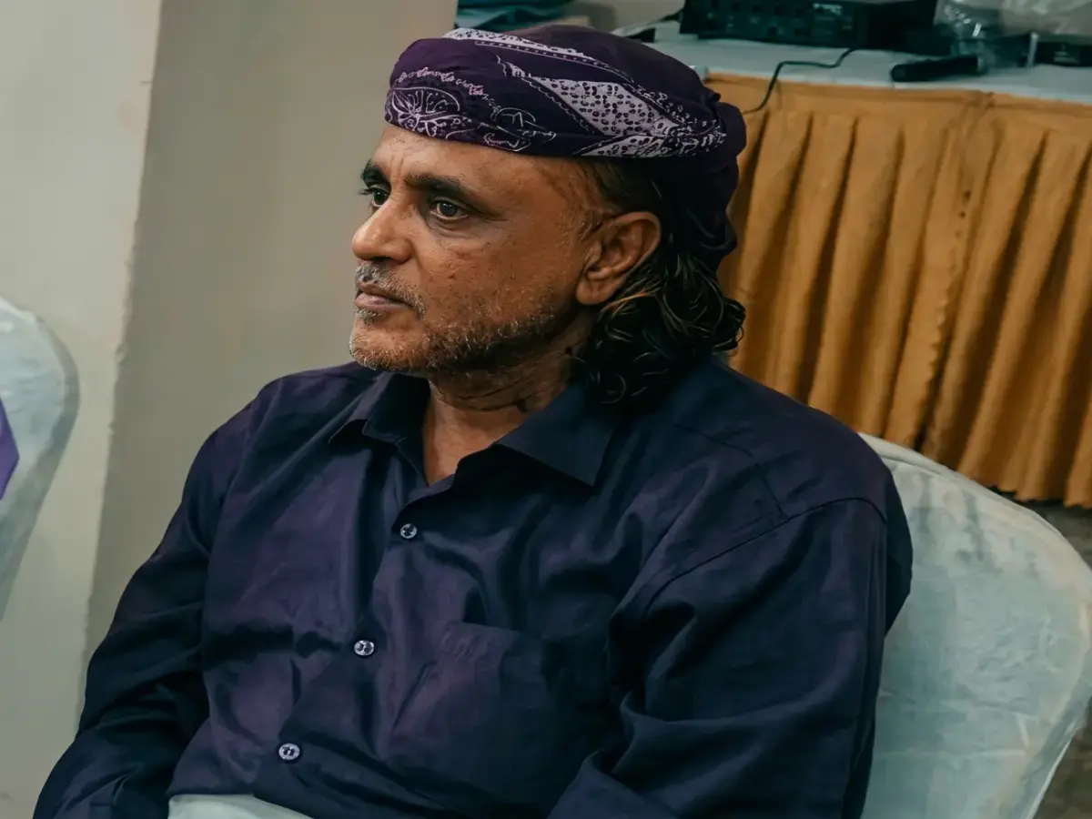 عاجل: عصابات النصب تستغل النازحين… يخدعون المواطنين بـ600 دولار ويستولون على 30 ألف ريال!