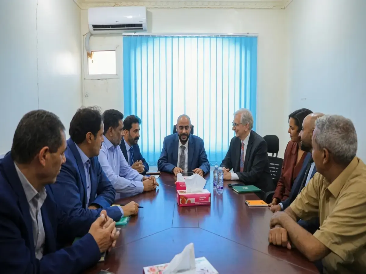 عاجل: السفير الألماني يبحث استثمارات الطاقة في اليمن... قرار قد يُنهي الأزمات ويُشغل مليون شخص!