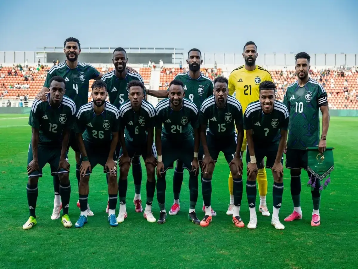 حصري: المنتخب السعودي يسحق السنغال فنيًا… العويس يتصدى لماني وإنجازات الأخضر تذهل الجماهير!
