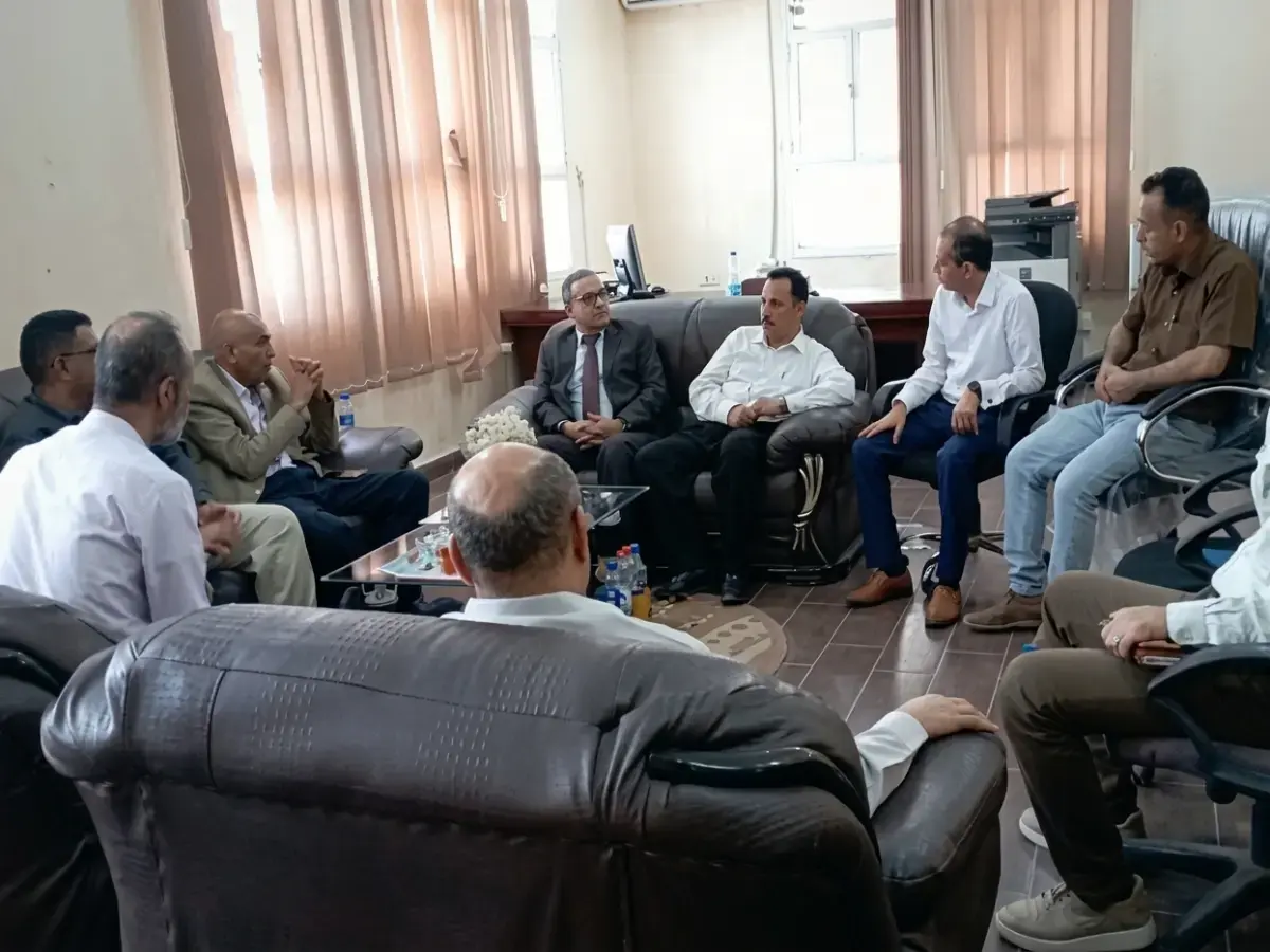 حصري في عدن: رئيس جامعة عدن يكشف قرارات سرية لتطوير الكليات والمراكز العلمية… ومفاجأة في توقيتات التنفيذ!
