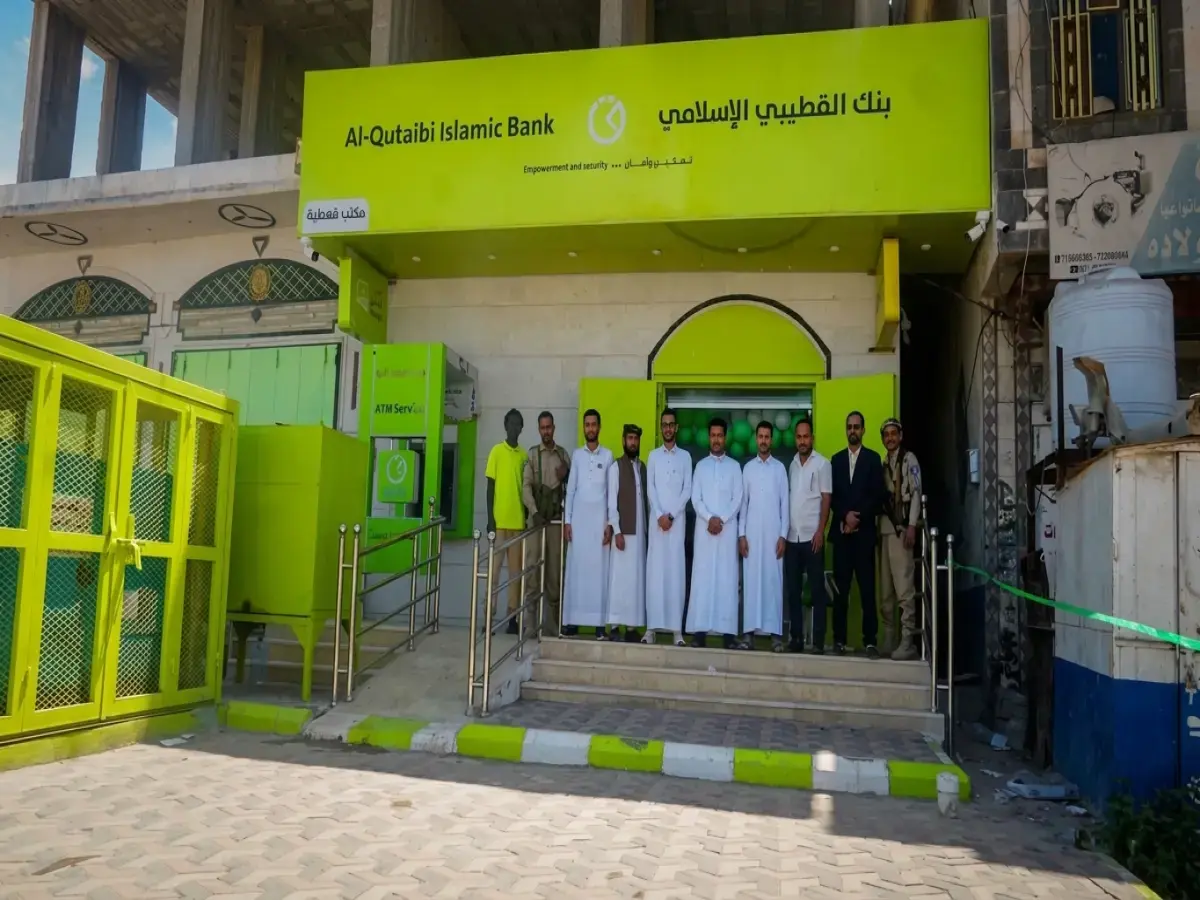 عاجل: شرط خطير لصرف رواتب القوات في عدن… هل تُجبر الجنوبيون على فتح حسابات بنكية محددة؟