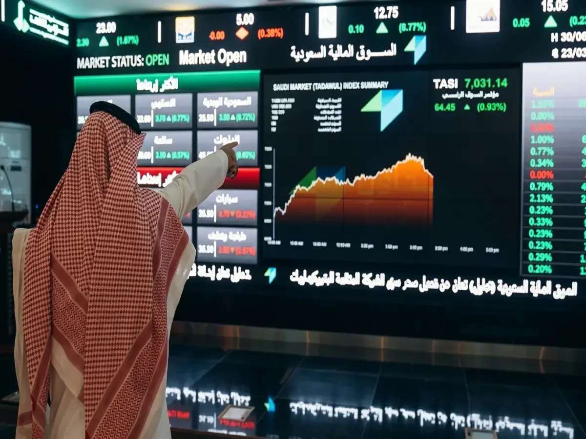 عاجل: 9 صفقات سرية تهز تداول السعودية بقيمة 31.6 مليون ريال.. وشركة “كير” تعلن عن خطوة تمويلية خطيرة مع الراجحي!