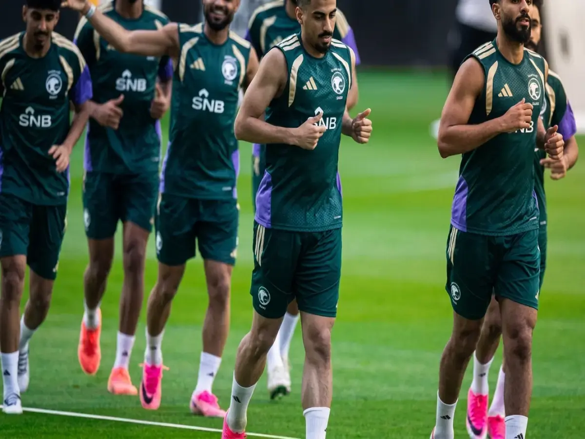 عاجل: الأخضر يبدأ تحضيراته لمواجهة إسبانيا بهذه الطريقة الصادمة… شاهد تفاصيل التدريب الذي أذهل الجميع!