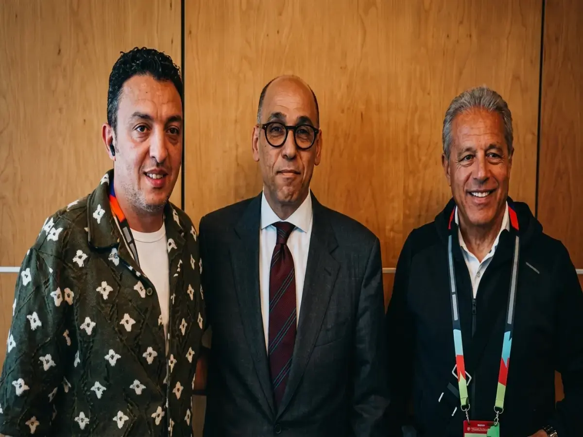 حصري داخل فندق الإقامة: السفير المصري يكشف سر الاجتماع العاجل مع بعثة الفراعنة قبل مواجهة نيوزيلندا المصيرية!