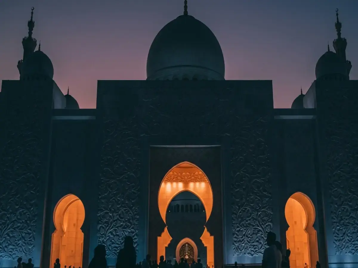 عاجل: تعرف على موعد أذان العشاء اليوم وتوقيتات الصلاة في كل محافظات مصر - الثلاثاء 23 يونيو 2026
