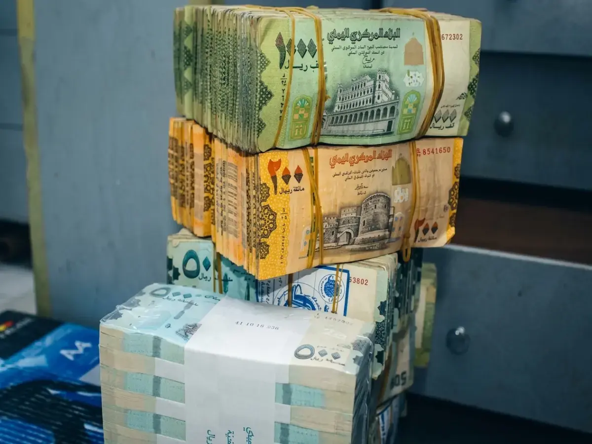 عاجل: السعودية تضخ 224 مليون ريال لليمن… قرار مفاجئ يدعم رواتب الموظفين ويستهدف استقرار العملة!