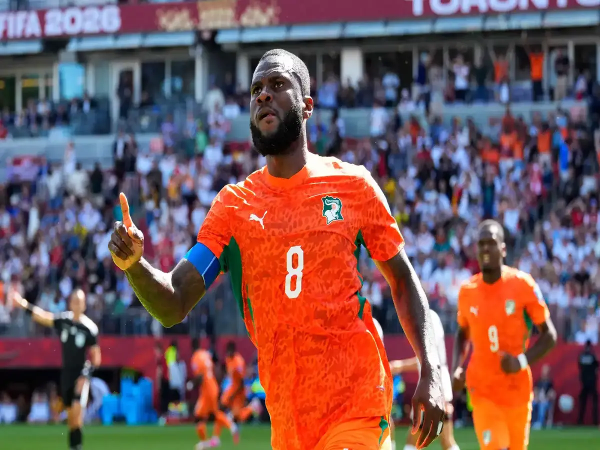 عاجل: الأهلي السعودي يودع فرانك كيسيه رسمياً بعد رحيل صادم من المونديال... شاهد لحظاته الأخيرة قبل الانفجار!