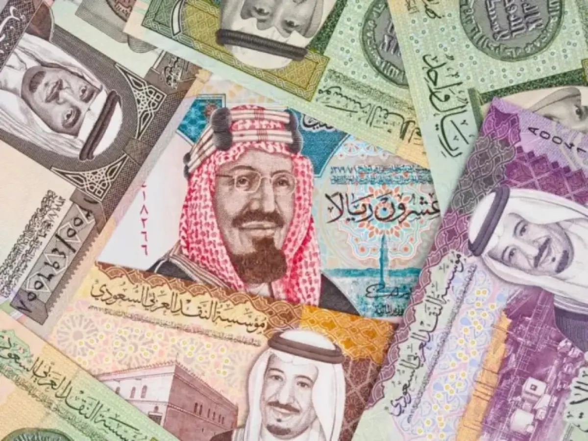 عاجل: الدينار الكويتي يصدم الأسواق بقفزة تاريخية أمام الريال السعودي.. تعرف على الأسعار الآن!