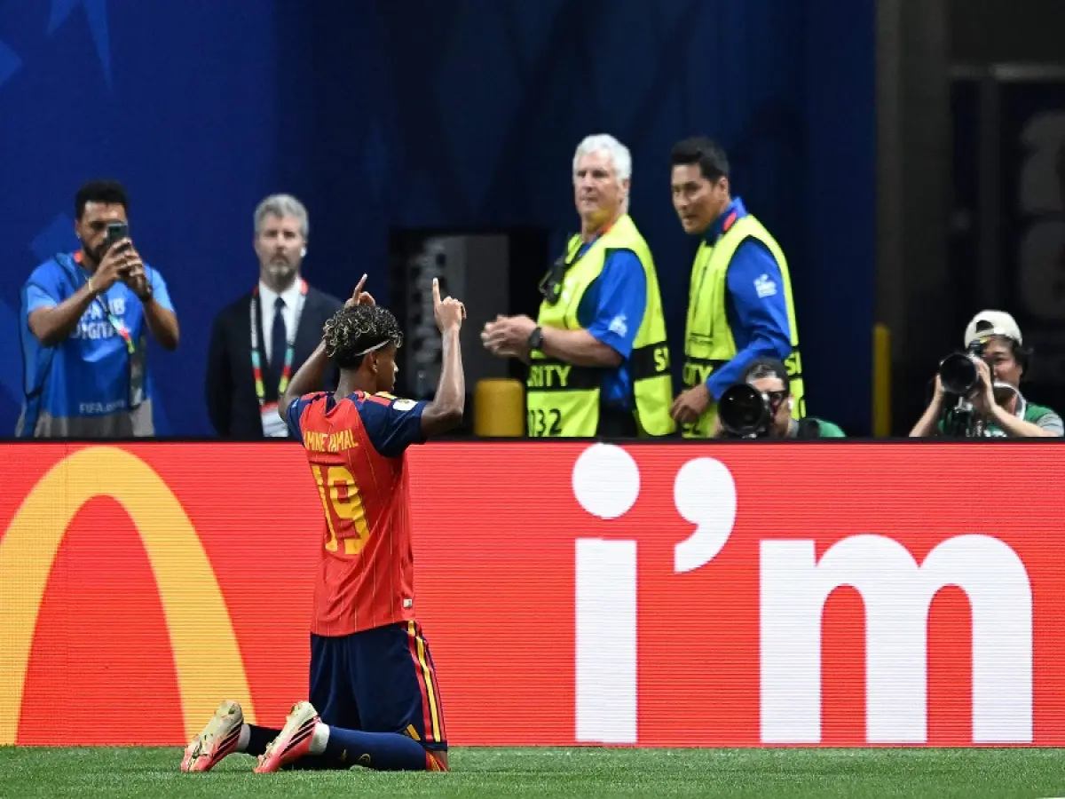 حصري: ميسي يطارد رقمه القياسي وصلاح يبحث عن التاريخ ودياز يتحدى تكتيكات كيروش - 3 معارك نارية تحسم دور الـ32 في كأس العالم 2026