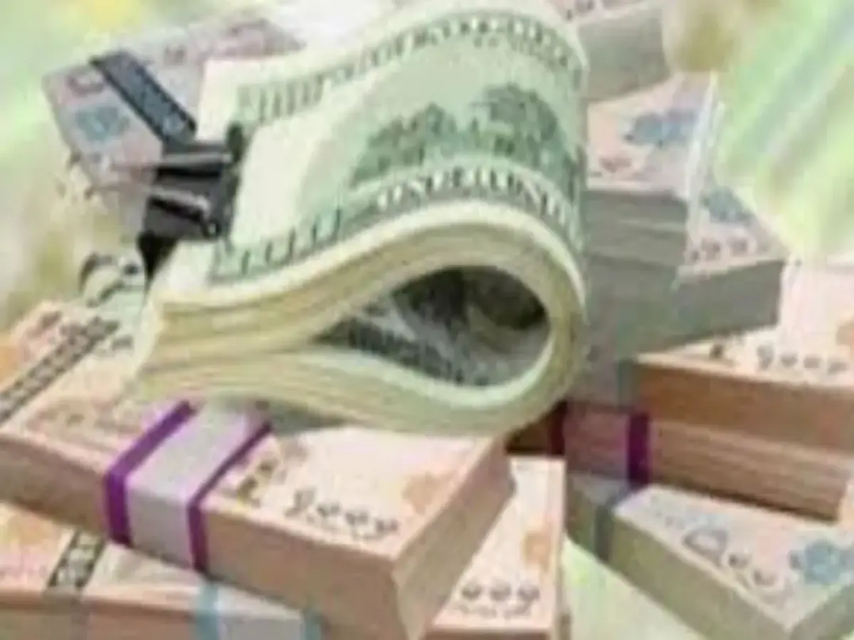 صادم: الفجوة الجنونية بين مناطق اليمن… 1000% فرق في أسعار الصرف!