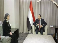 عاجل: تحالف طارق-الزبيدي يفجر صراعاً داخلياً خطيراً... تعزيزات عسكرية مجهولة تصل عدن والمكلا!